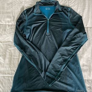 Eddie Bauer adult medium long sleeve